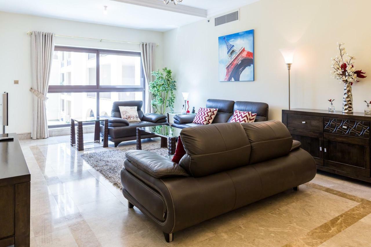 Beachfront Two Bedrooms On Palm Jumeirah By Deluxe Holiday Homes Dubai Eksteriør billede